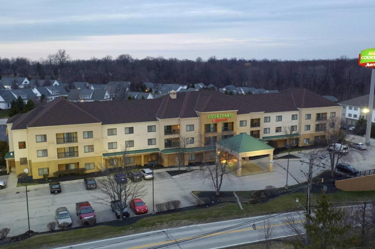 Courtyard By Marriott Cleveland Willoughby Hotel Exterior photo